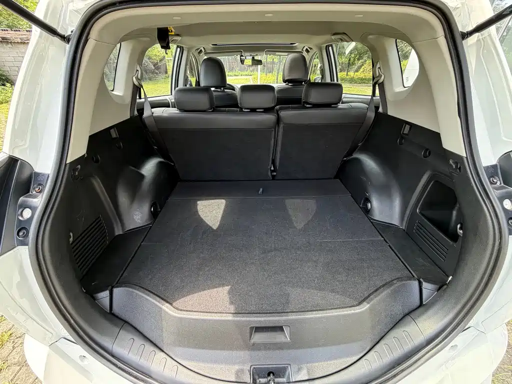 Toyota RAV4 — миниатюра 22