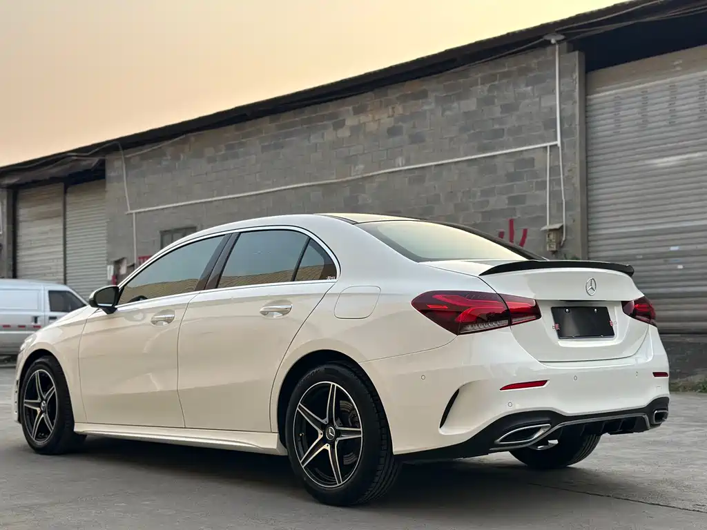 Mercedes-Benz A-Class A 2021 A 200 L Sport Fashion