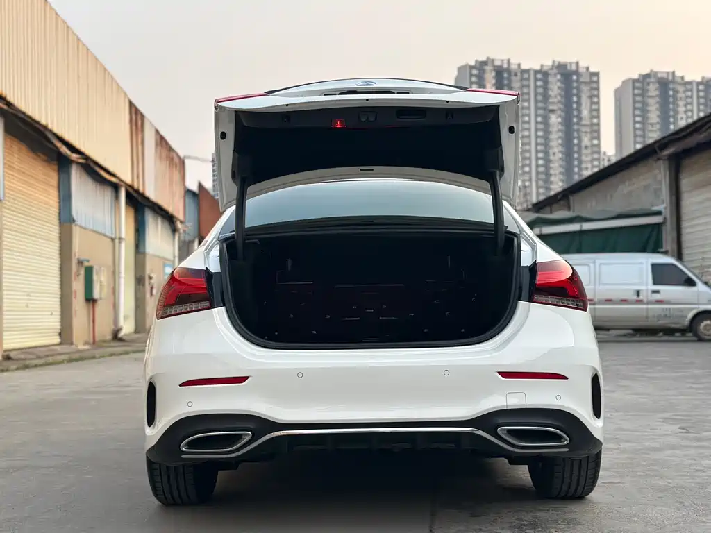 Mercedes-Benz A-Class A 2021 A 200 L Sport Fashion