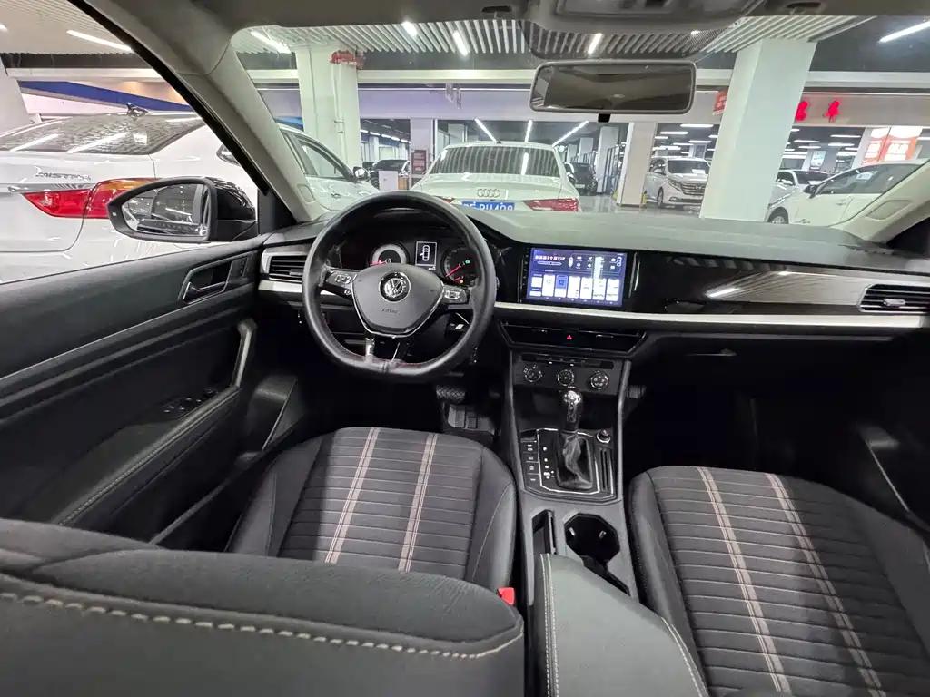Volkswagen Lavida — миниатюра 16