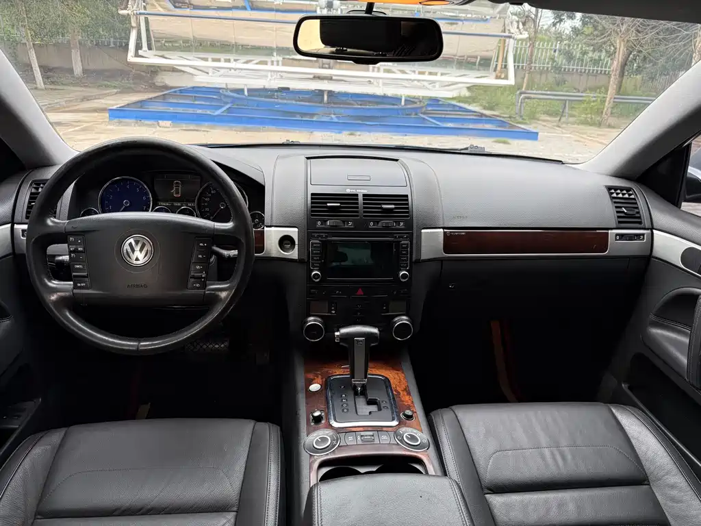 Volkswagen Touareg — миниатюра 5