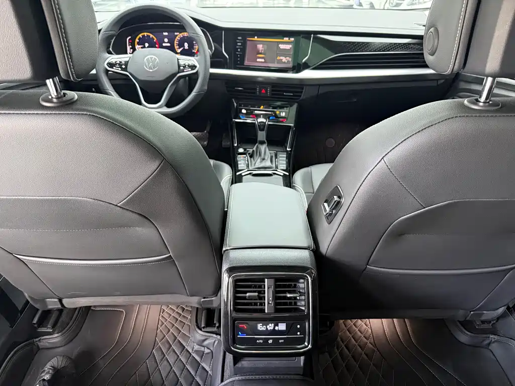 Volkswagen Passat — миниатюра 14