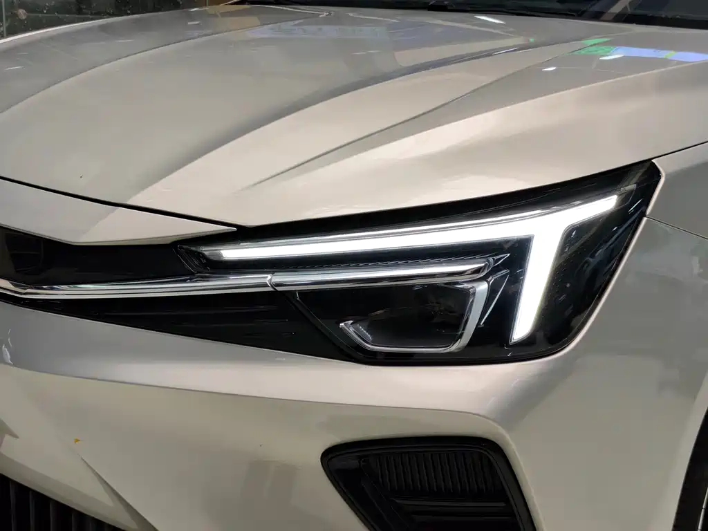 Roewe Feifan ER6 — миниатюра 9