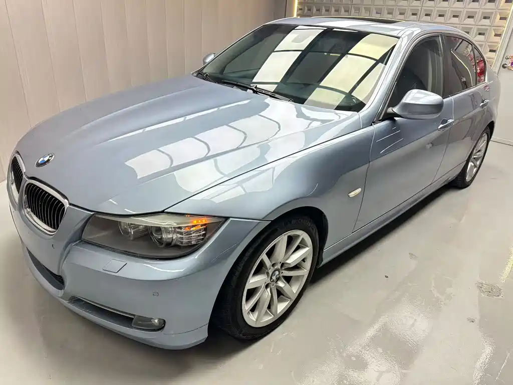 BMW 3 Series (Import) 2009