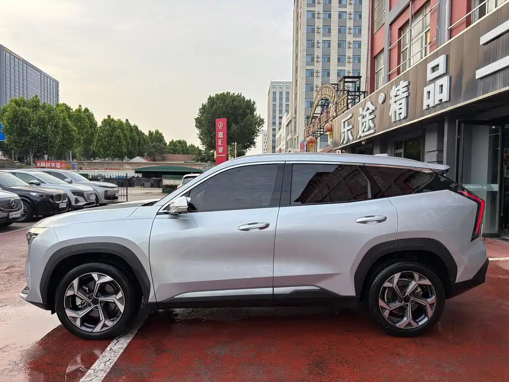 Geely Boyue L L 2023 1.5TD DCT Luxury