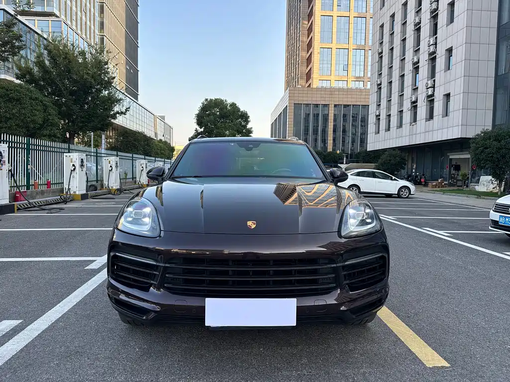 Porsche Cayenne — миниатюра 2