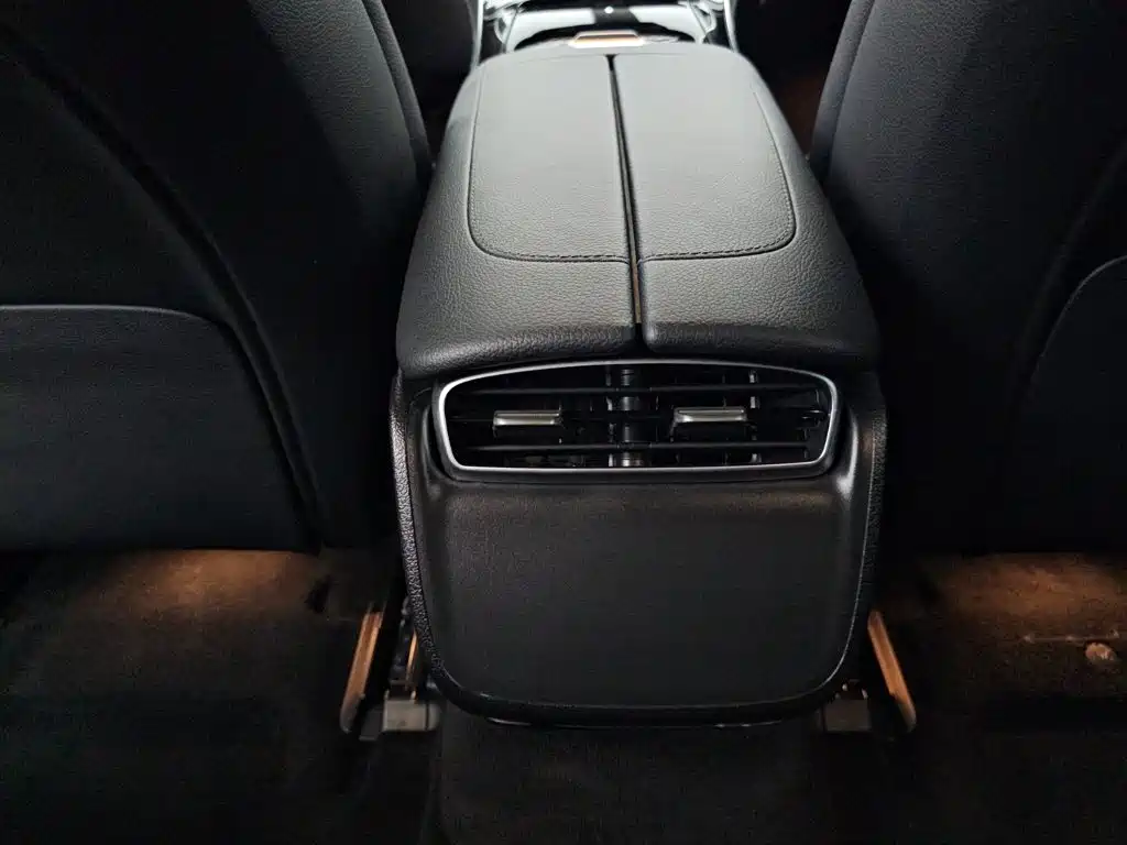 Mercedes-Benz EQE — миниатюра 15