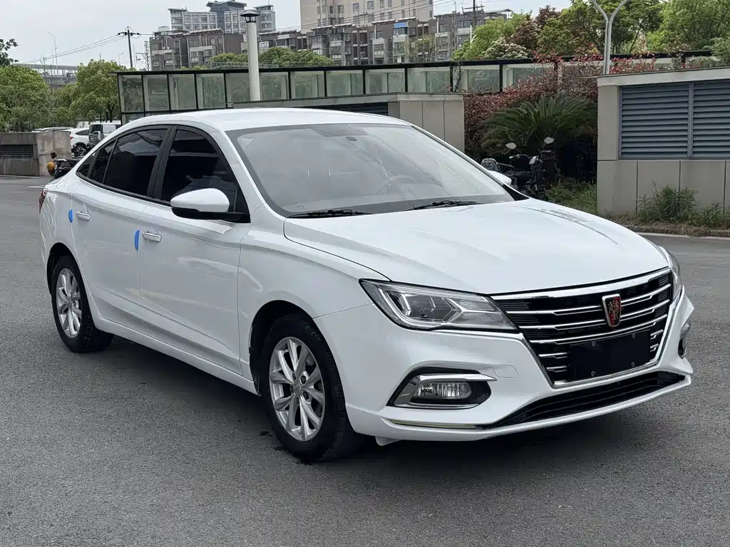 Roewe i5 2019 1.5L MT 4G
