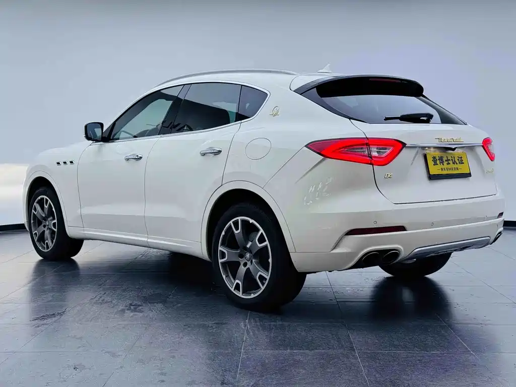 Maserati Levante — миниатюра 3