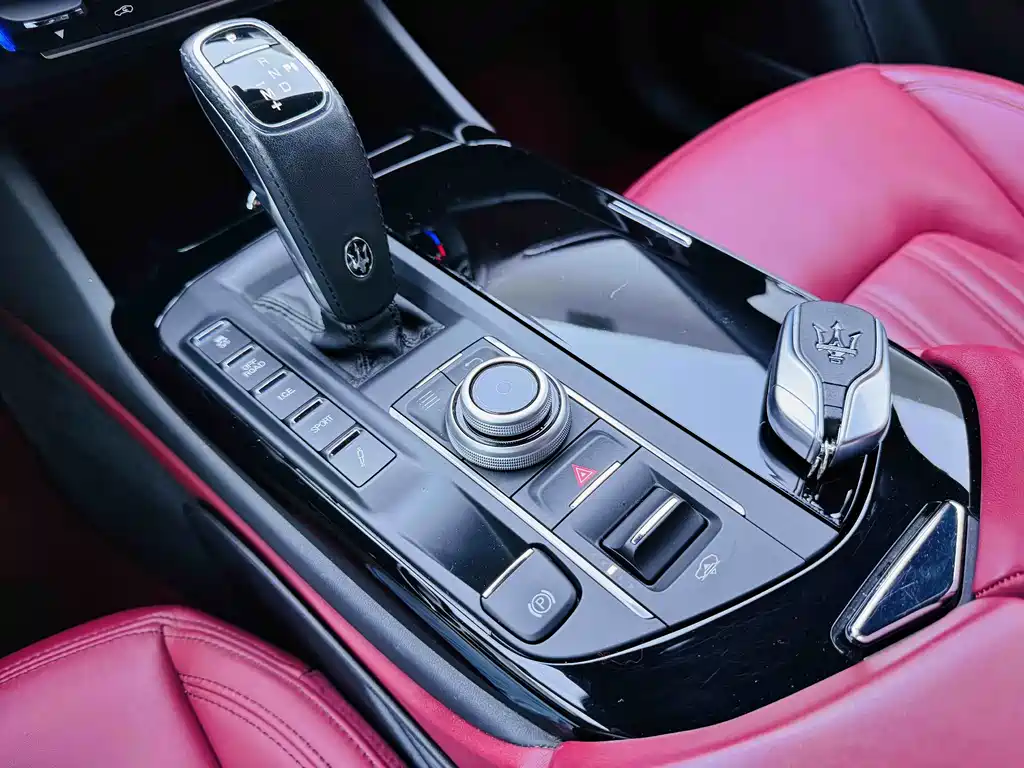 Maserati Levante — миниатюра 14