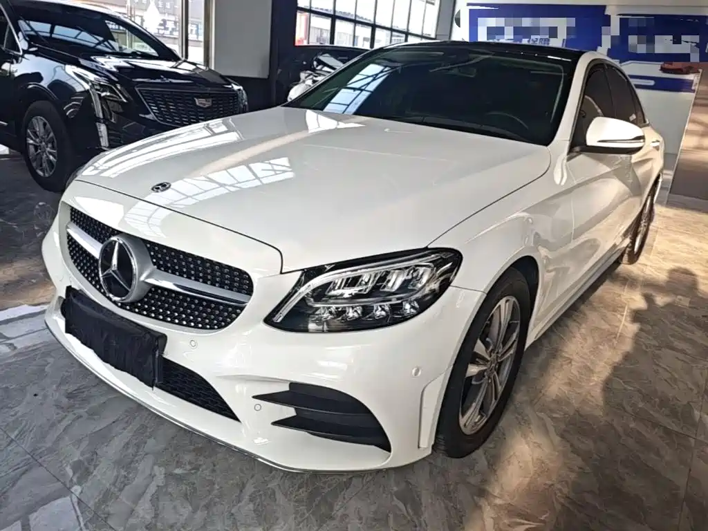 Mercedes-Benz C-Class — миниатюра 2
