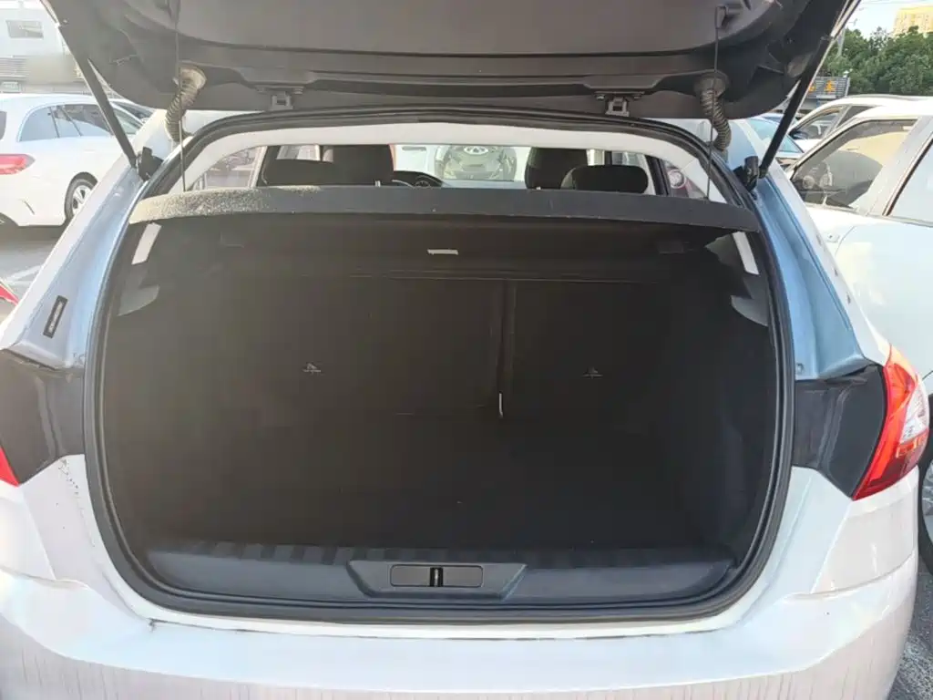 Peugeot 308S — миниатюра 19