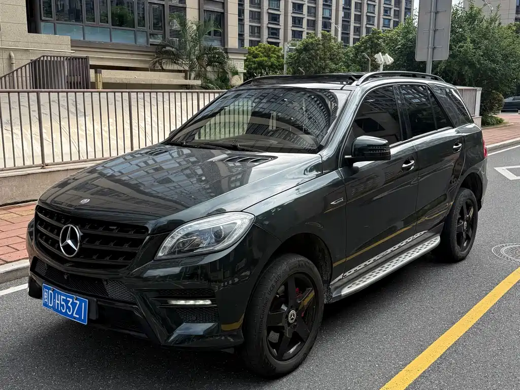 Mercedes-Benz M-Class