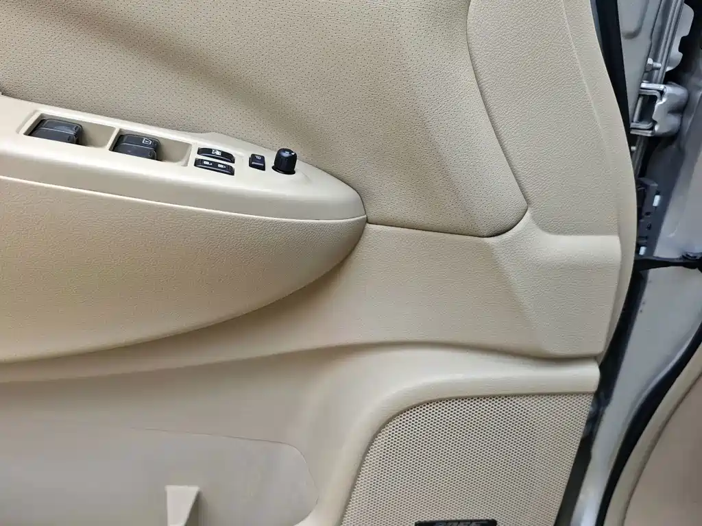 Nissan Quest — миниатюра 15