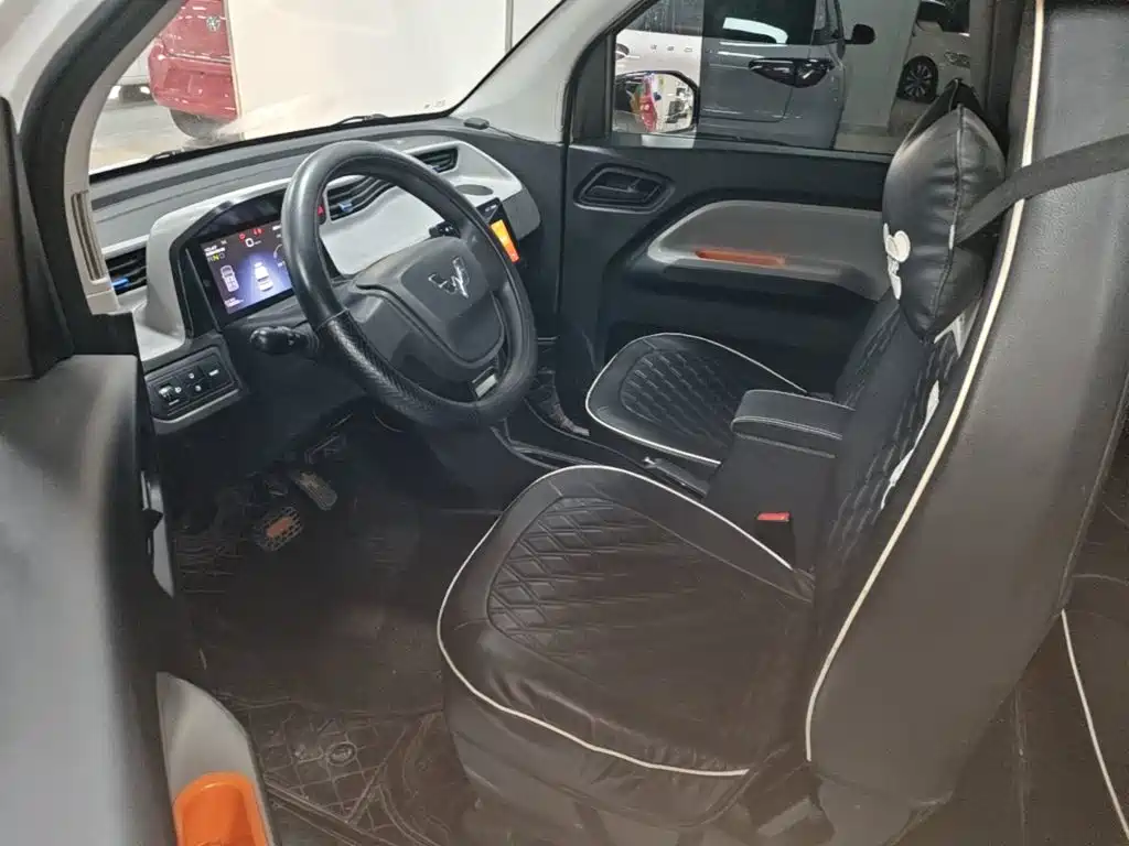 Wuling MINIEV — миниатюра 15