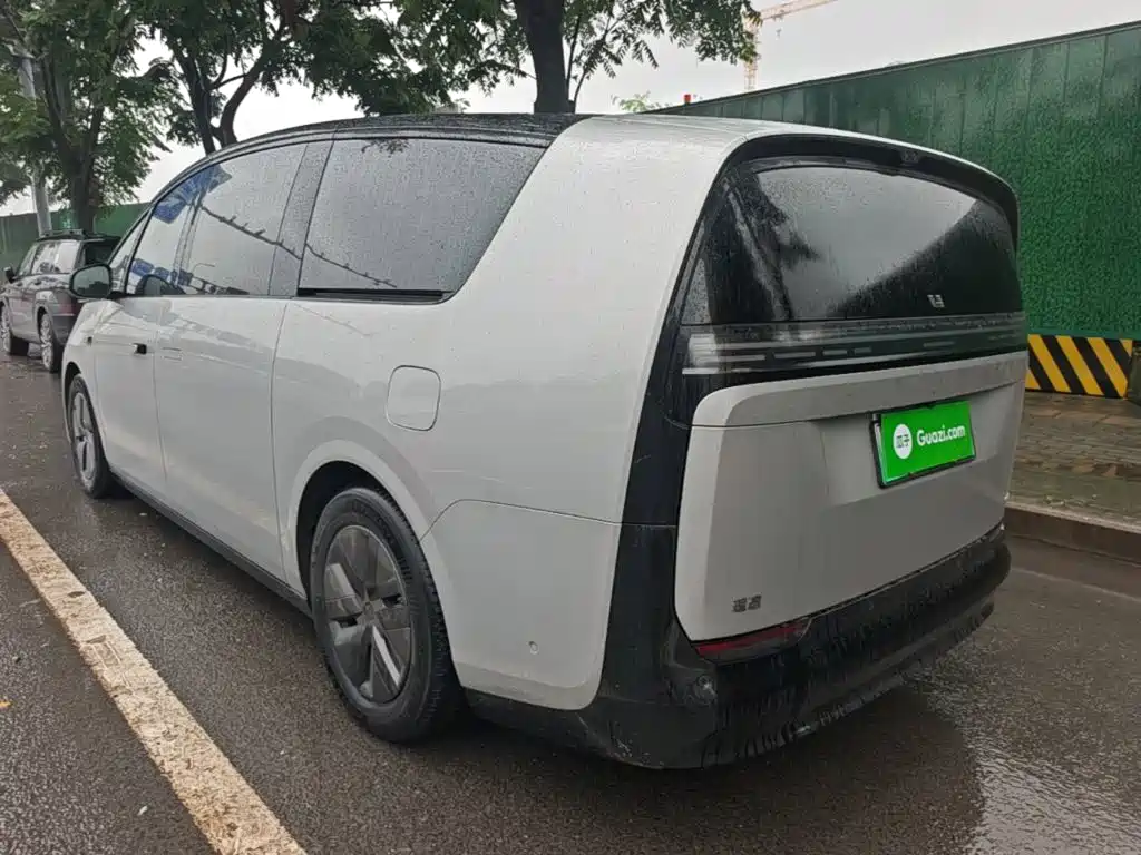 Li Auto Li MEGA — миниатюра 5