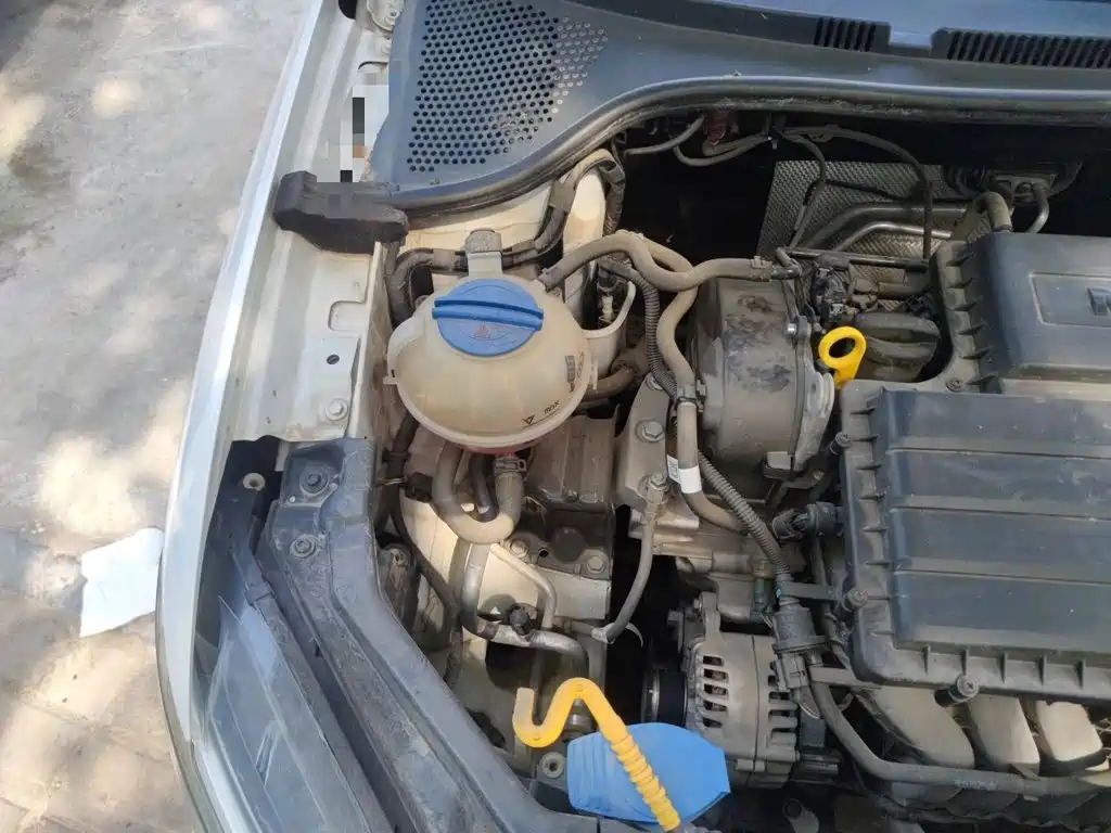 Volkswagen Santana — миниатюра 18