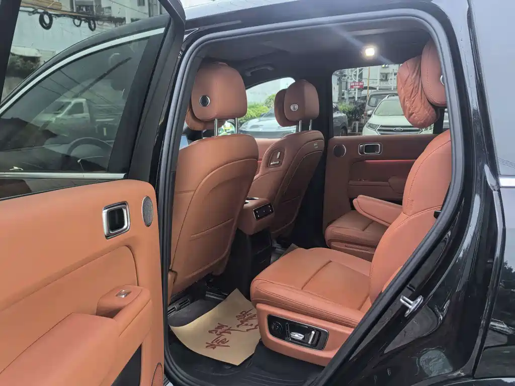 Li Auto Li L8 — миниатюра 8