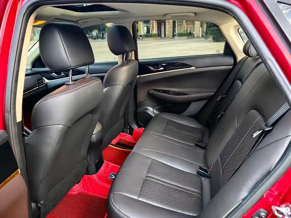 Changan Eado DT — миниатюра 6