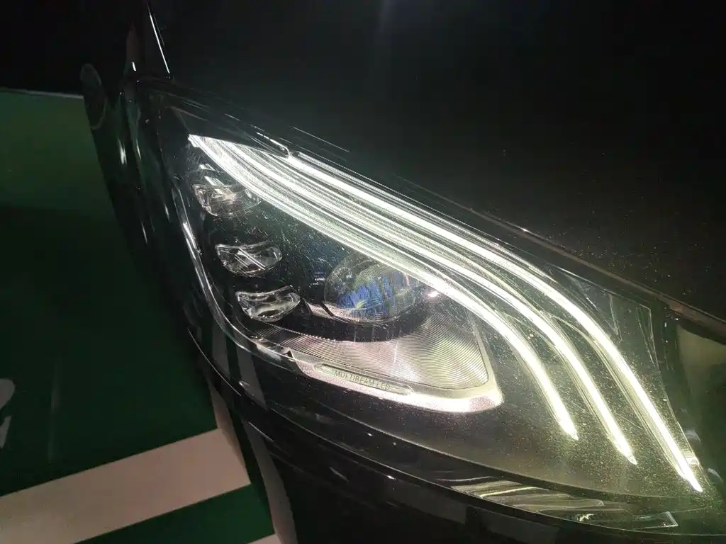 Mercedes-Benz S-Class — миниатюра 7