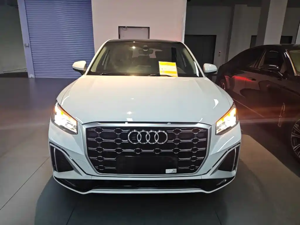 Audi Q2L — миниатюра 3