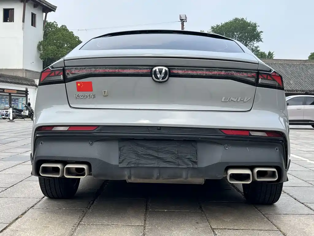 Changan UNI-V — миниатюра 4