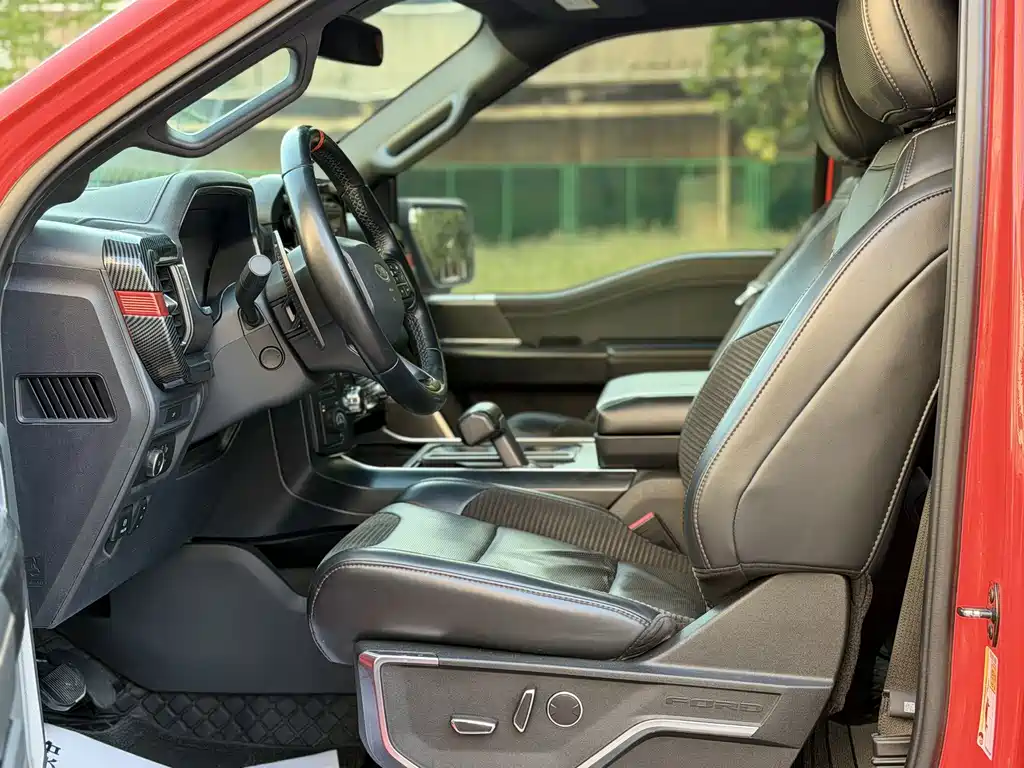 Ford F-150 Raptor — миниатюра 5