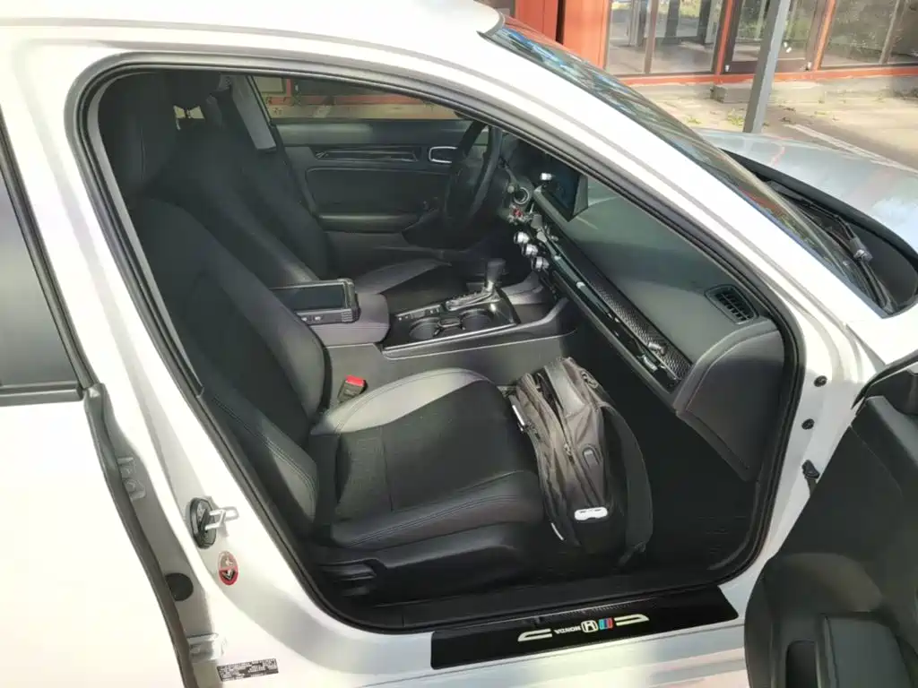 Honda Civic — миниатюра 25