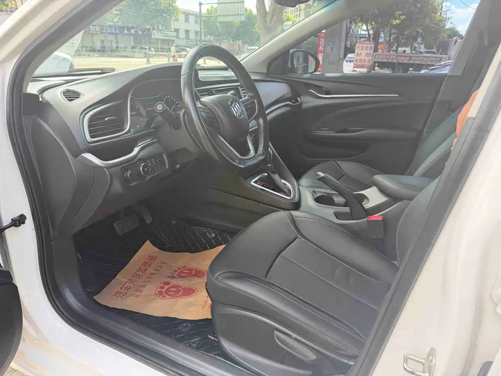 Buick Excelle — миниатюра 8