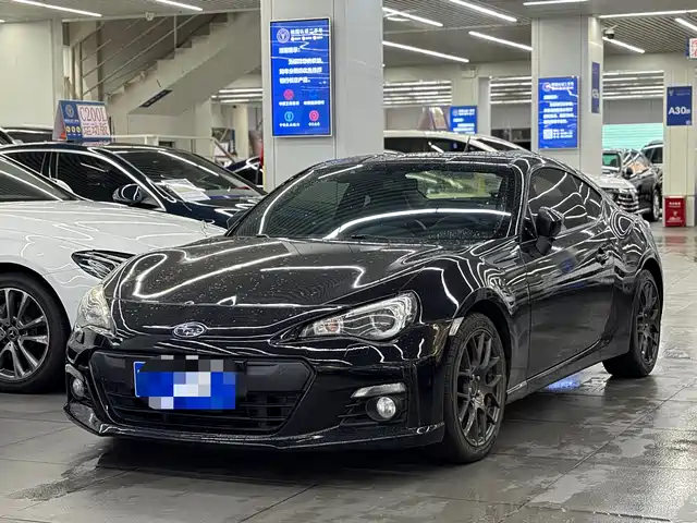 Subaru BRZ 2015 2.0i AT — фото 1