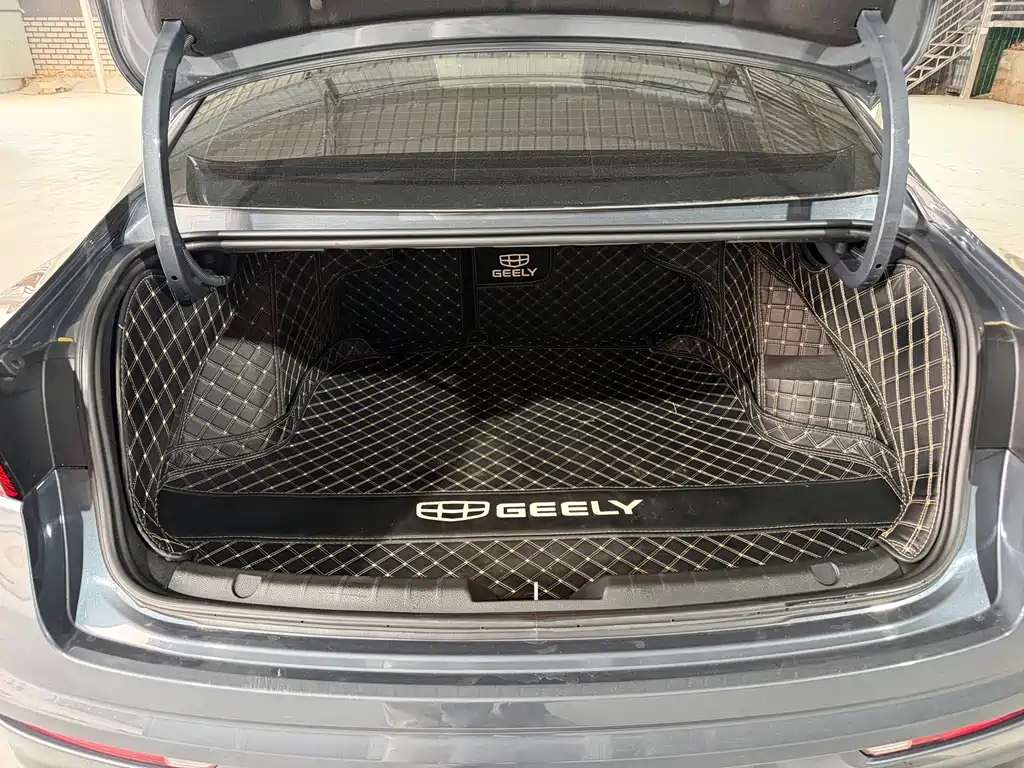 GEELY AUTOMOBILE XINGRUI