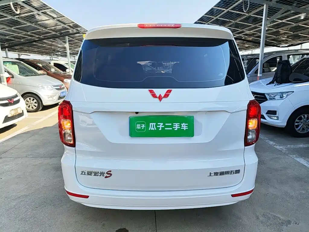 Wuling Hongguang — миниатюра 6