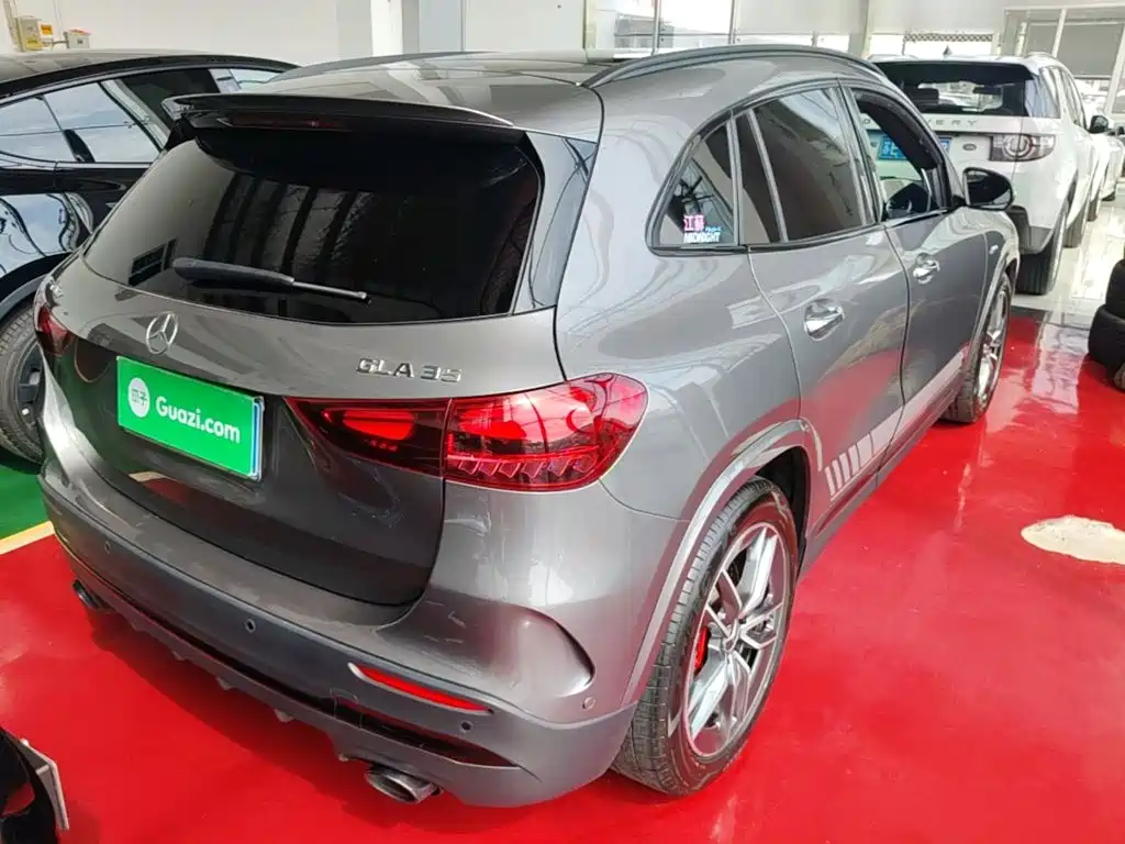 Mercedes-Benz GLA AMG — миниатюра 7