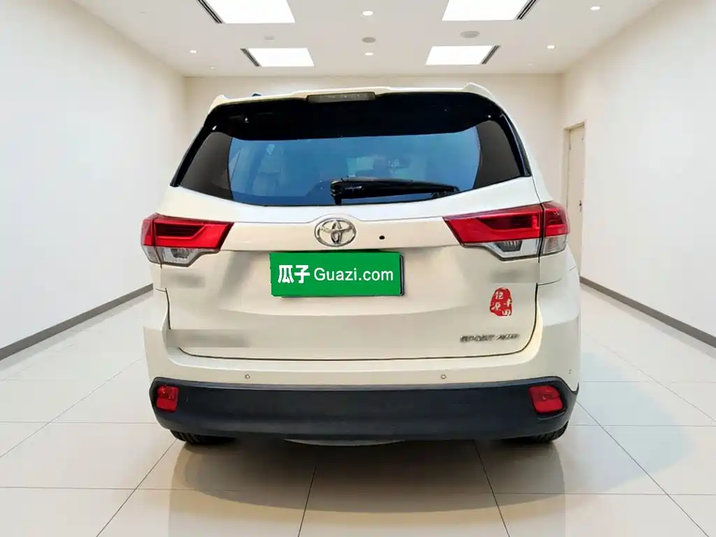Toyota Highlander — миниатюра 5