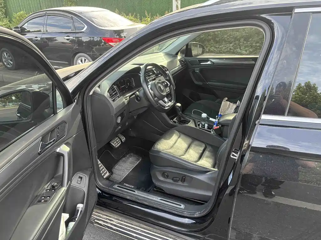 Volkswagen Tiguan L — миниатюра 7