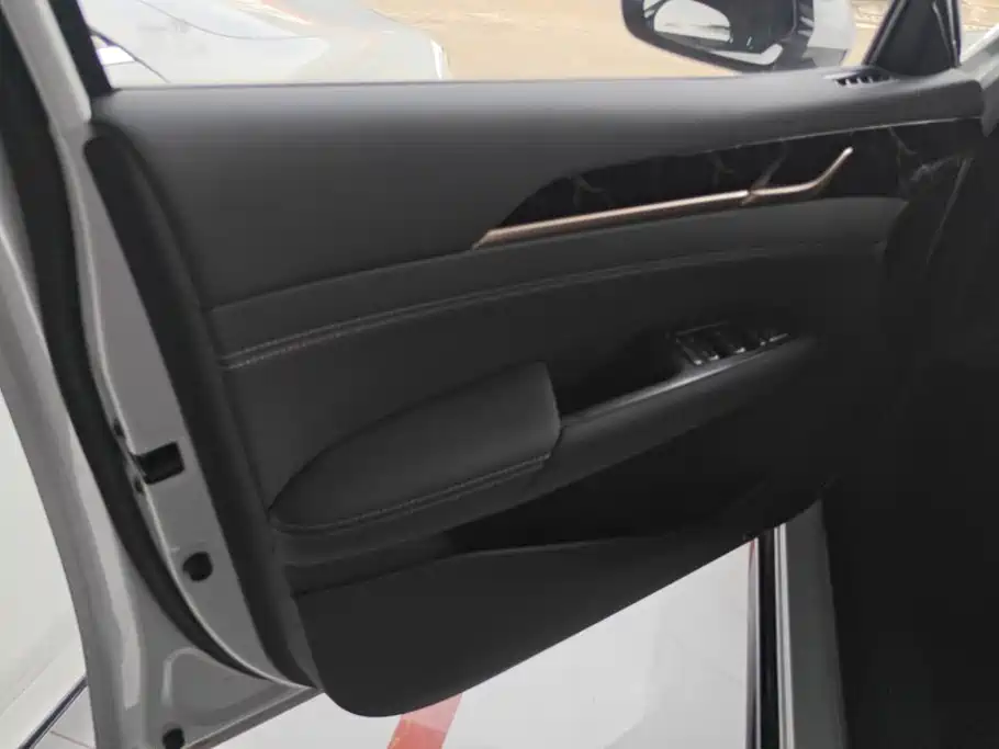 Wuling Xingguang — миниатюра 7