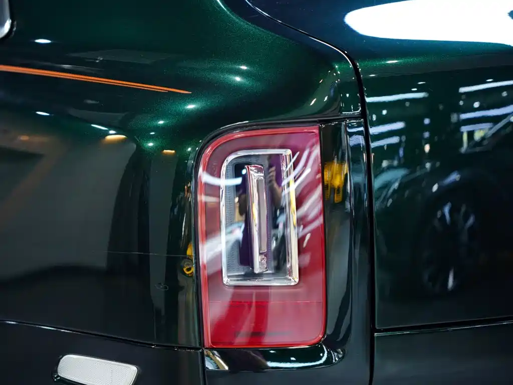 Rolls-Royce Cullinan — миниатюра 23