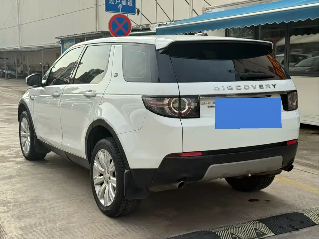 Land Rover Discovery Sport — миниатюра 9