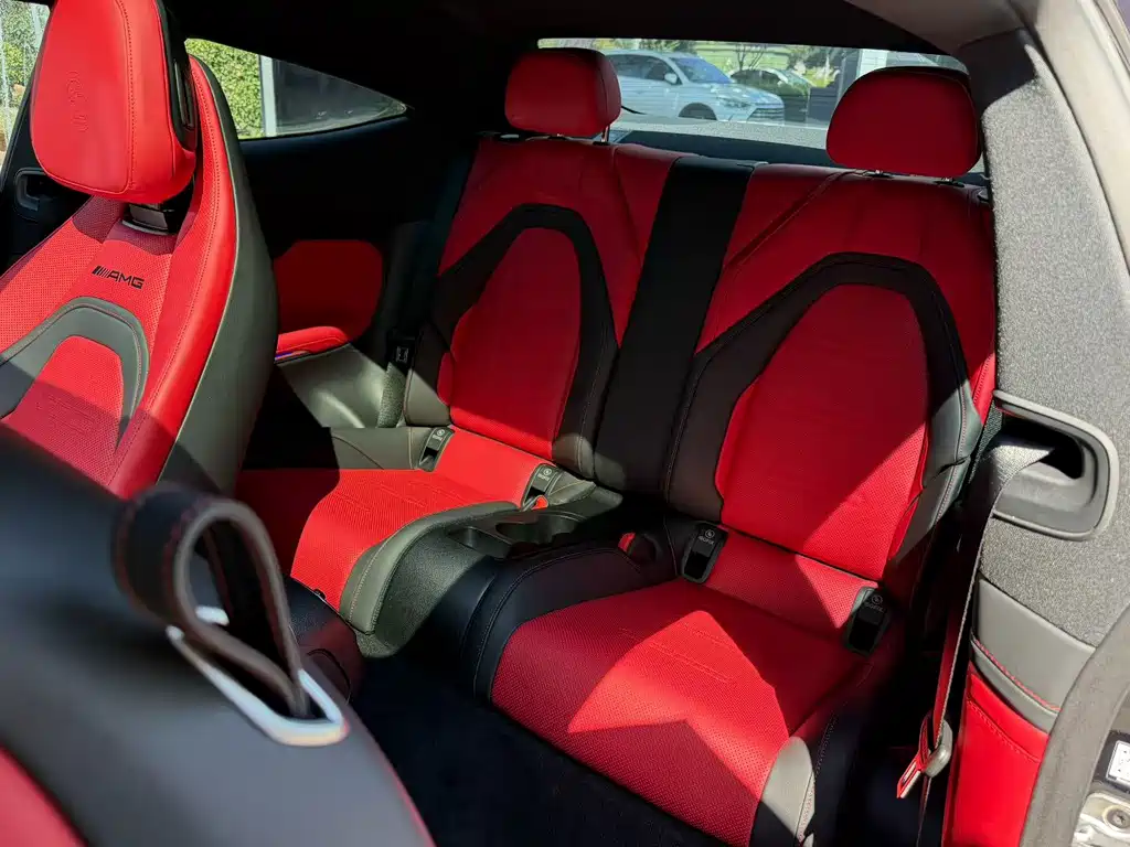 Mercedes-Benz E-Class (Import) — миниатюра 9