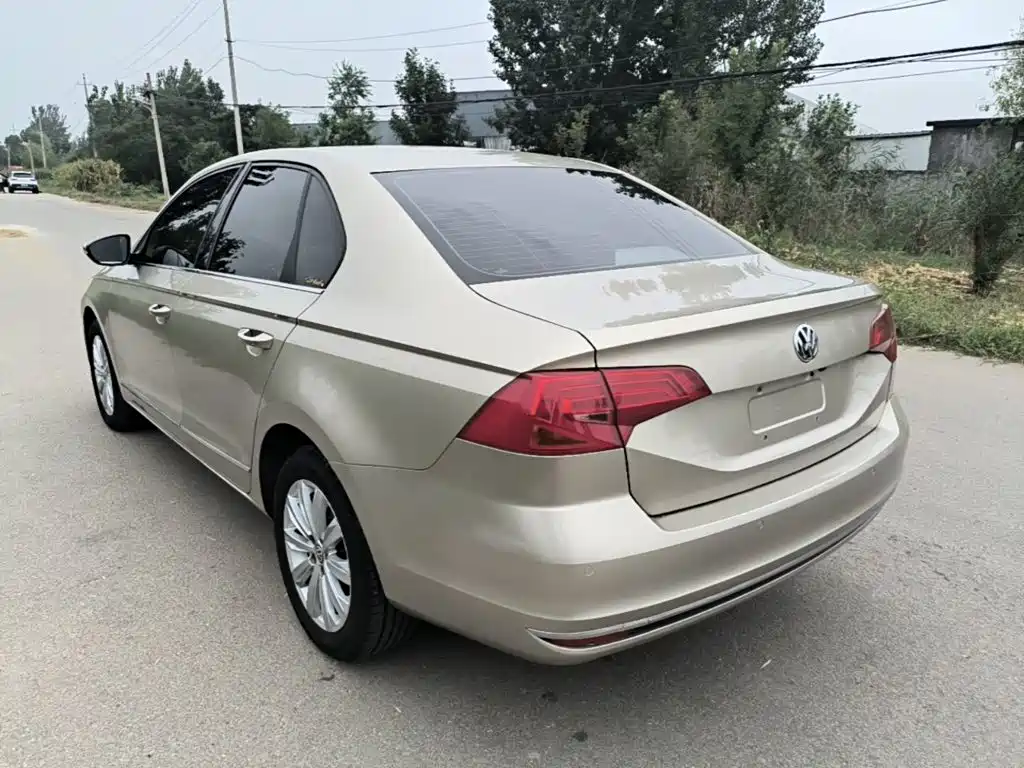 Volkswagen Bora — миниатюра 5