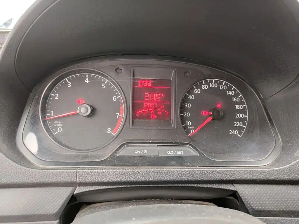 Volkswagen Jetta — миниатюра 16