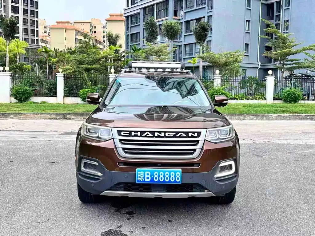 Changan CS95 — миниатюра 2
