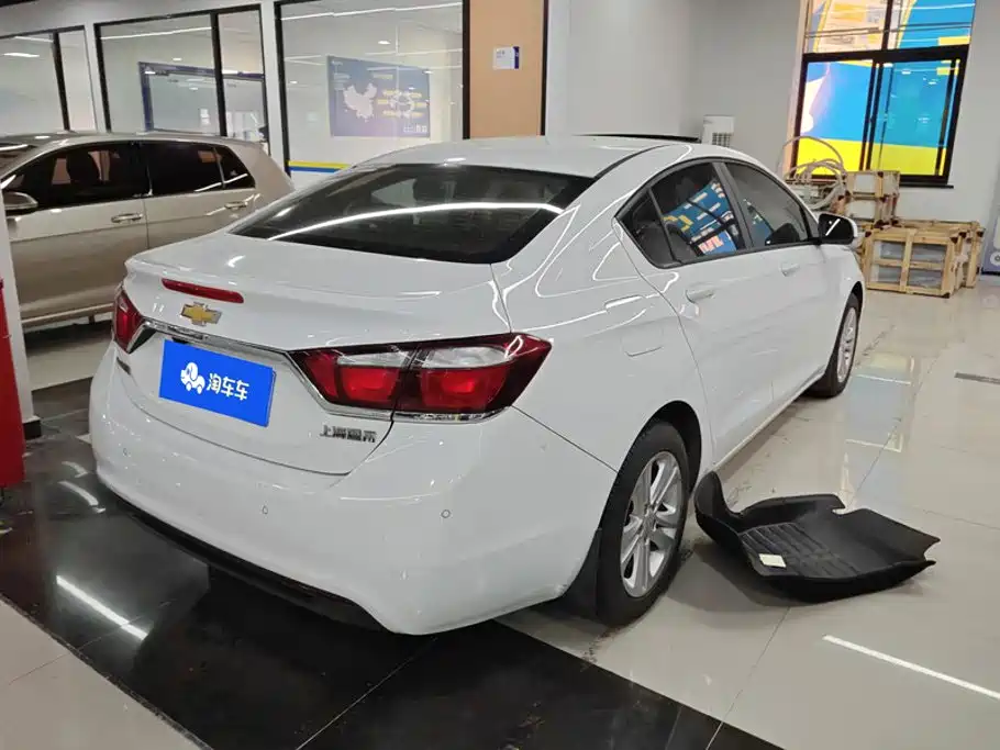 Chevrolet Cruze — миниатюра 3