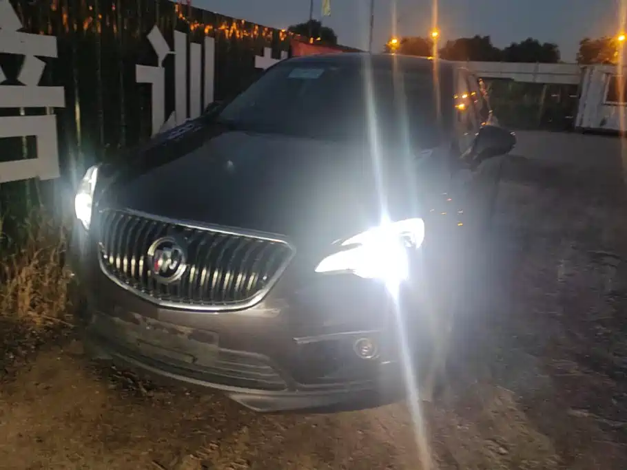Buick Envision Plus — миниатюра 2