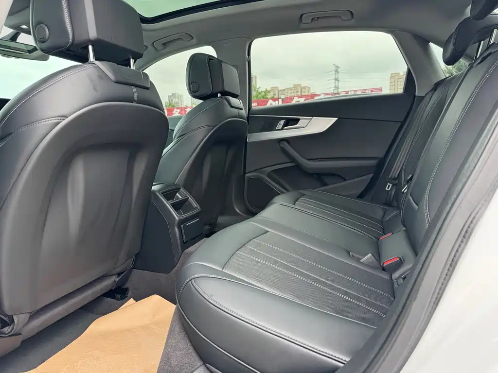 Audi A4L — миниатюра 13