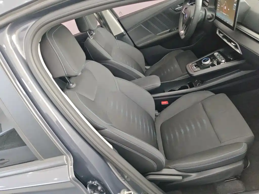 BYD e2 — миниатюра 25