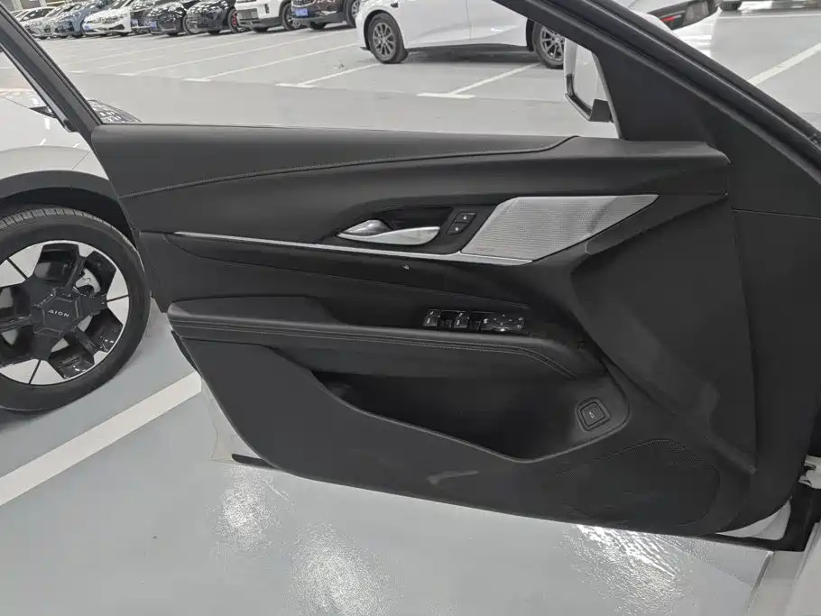 Cadillac CT4 — миниатюра 7