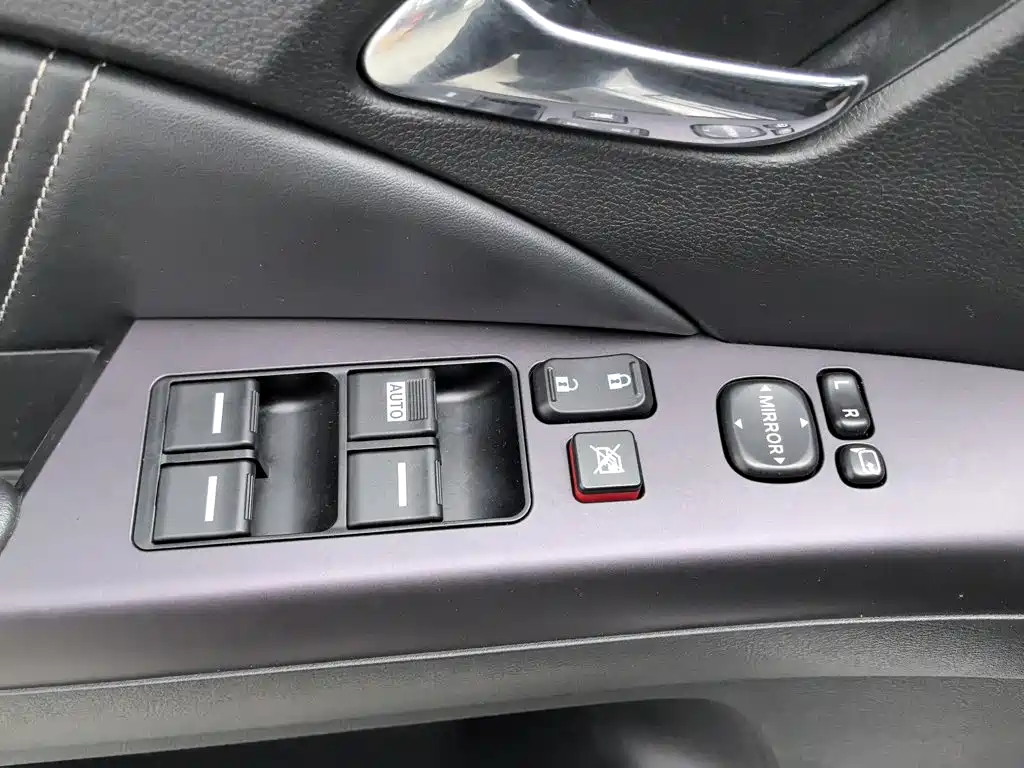 BYD e6 — миниатюра 9