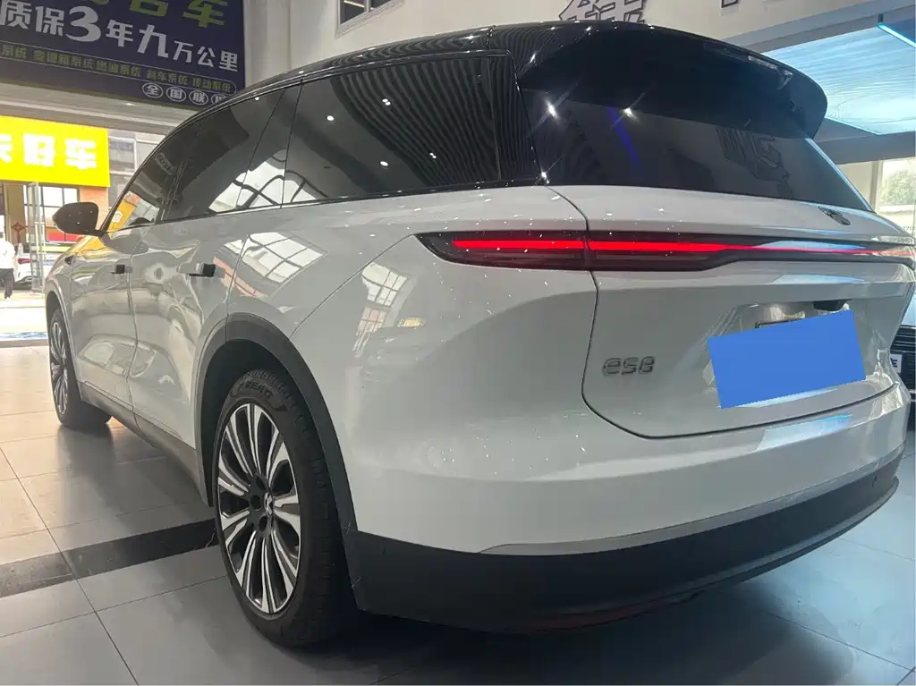 NIO ES8 — миниатюра 7