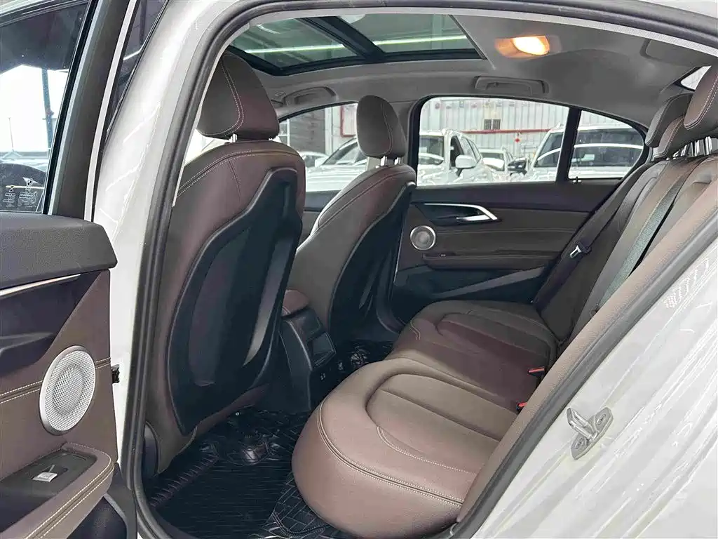 BMW 1 Series — миниатюра 8